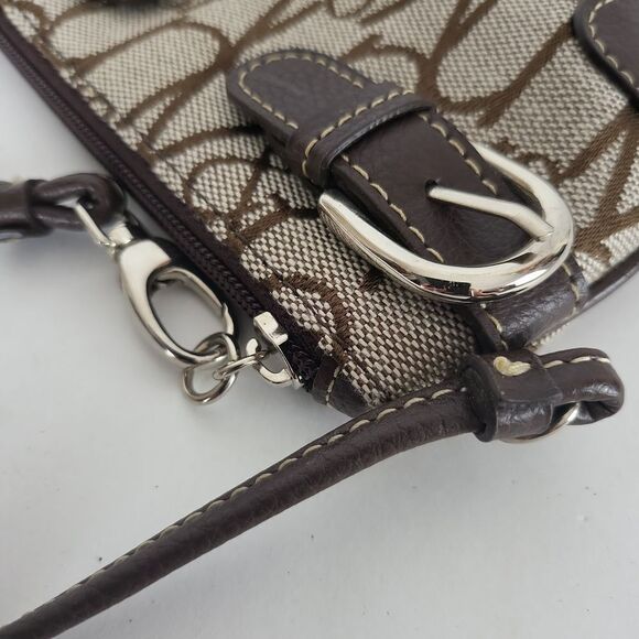 New York & Co Tan & Brown Signature Wristlet - Picture 5 of 5